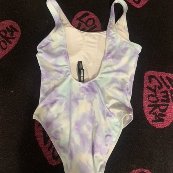 Victoria’s Secret Pink bathing suit - Picture 4 of 4